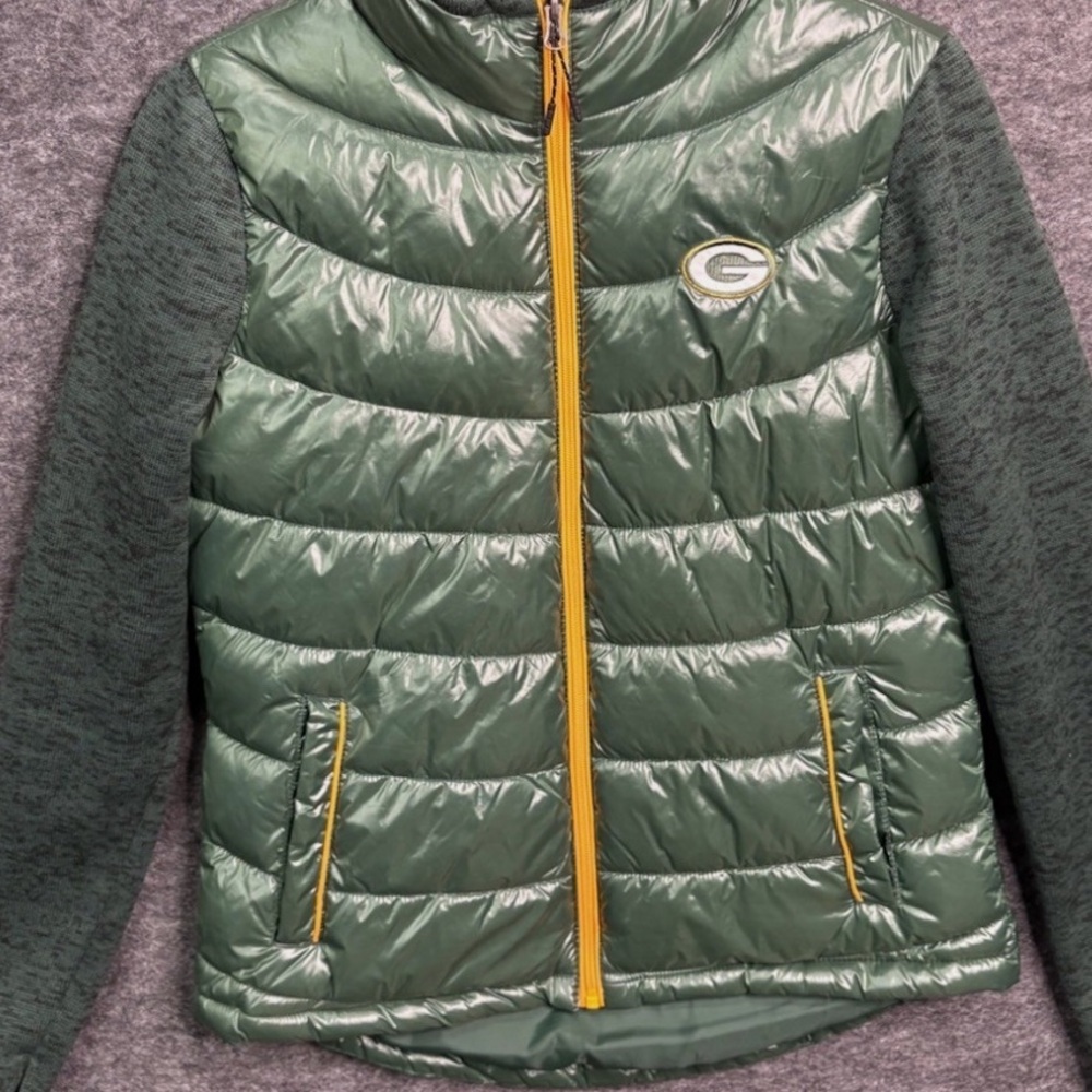 NFL Women's Green Puffer Jacket with Logo - Picture 12 of 15